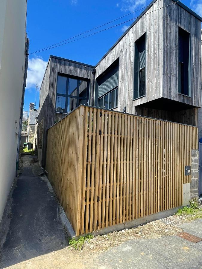 Maison Bois Port Louis Bagian luar foto